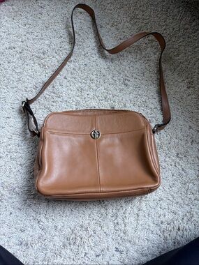 Giani Bernini Tan Leather Crossbody Bag “Camera” Style